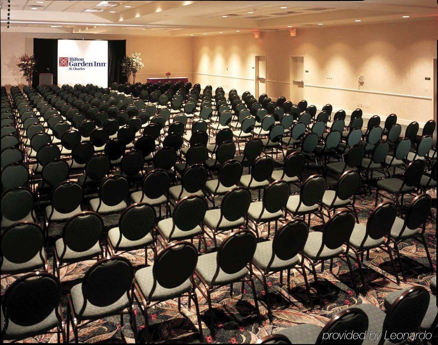 Hilton Garden Inn Saint Charles Exterior foto